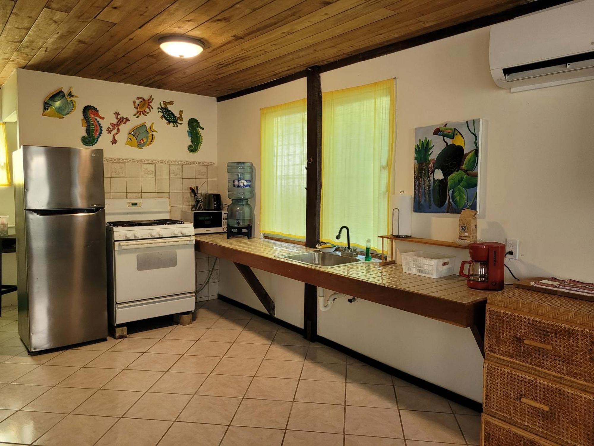 Ashton Court Belize Hotel Kota Belize Bagian luar foto