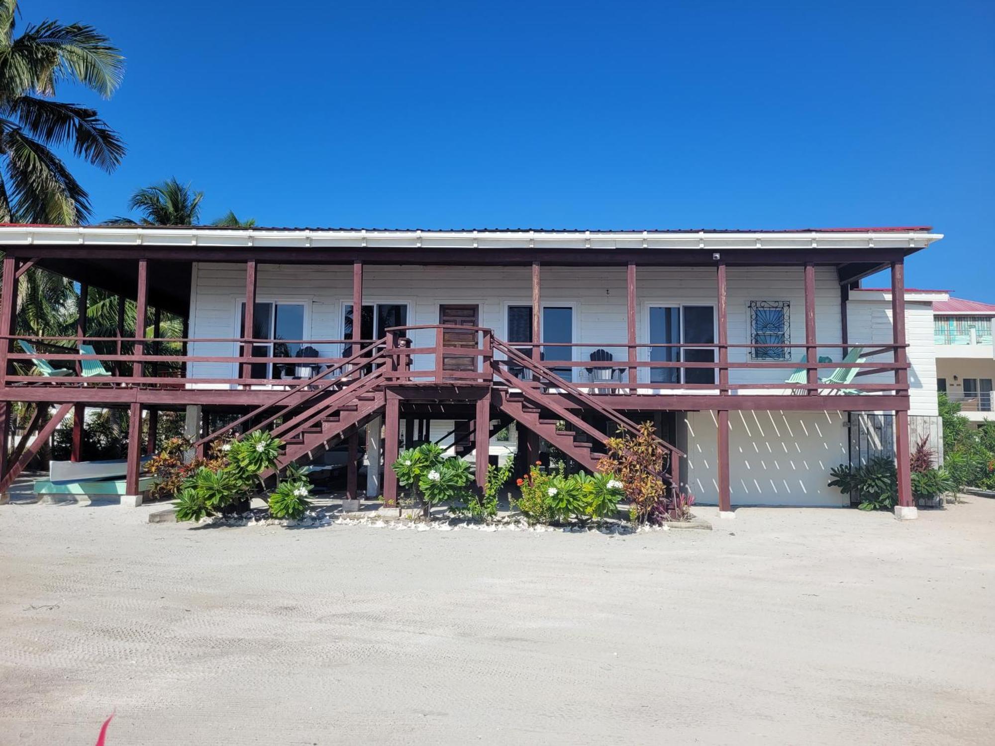 Ashton Court Belize Hotel Kota Belize Bagian luar foto