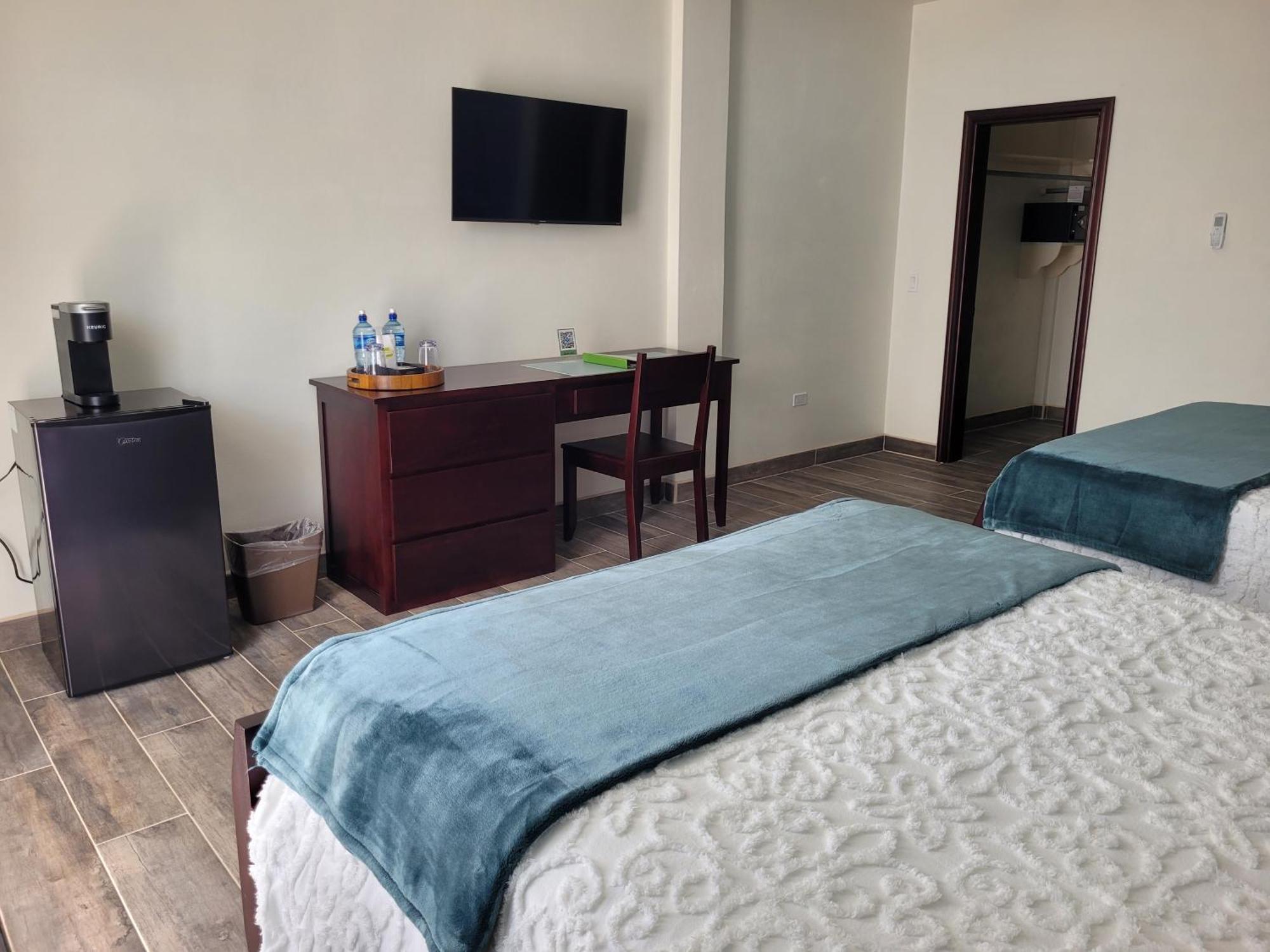 Ashton Court Belize Hotel Kota Belize Bagian luar foto