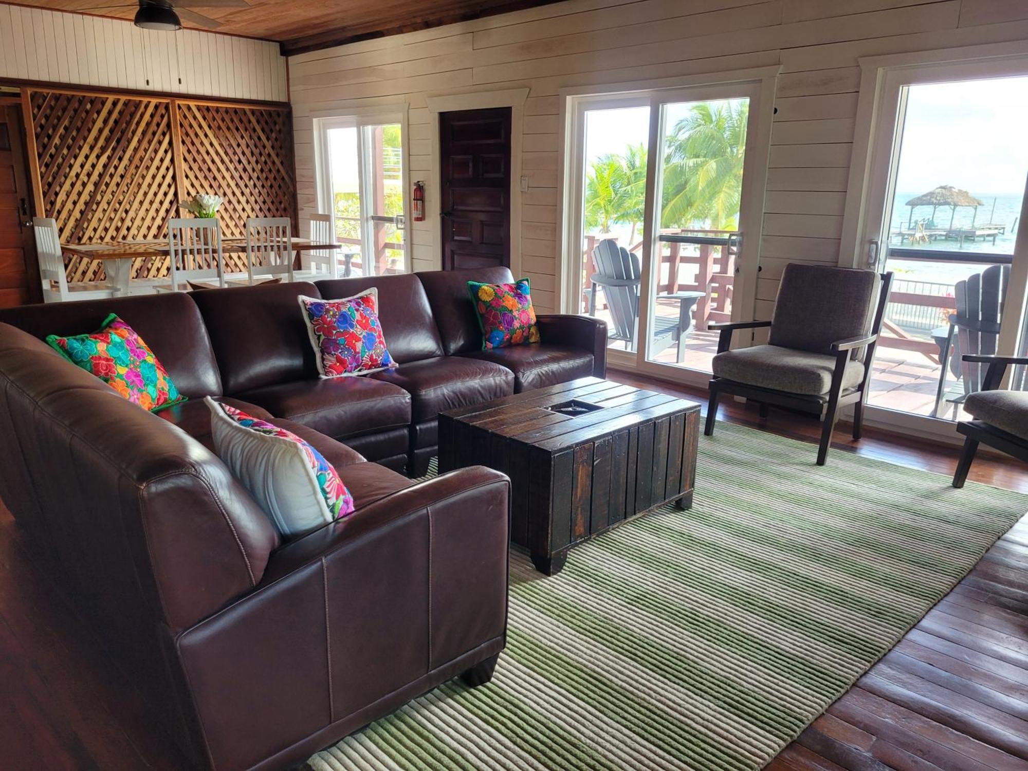 Ashton Court Belize Hotel Kota Belize Bagian luar foto