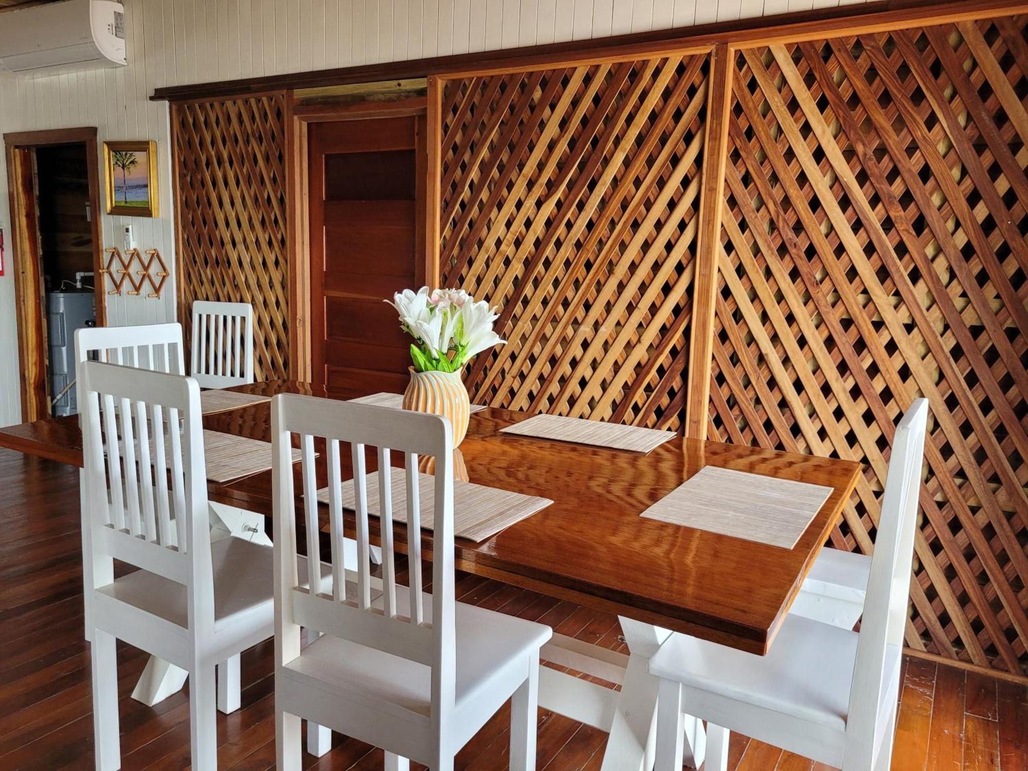 Ashton Court Belize Hotel Kota Belize Bagian luar foto